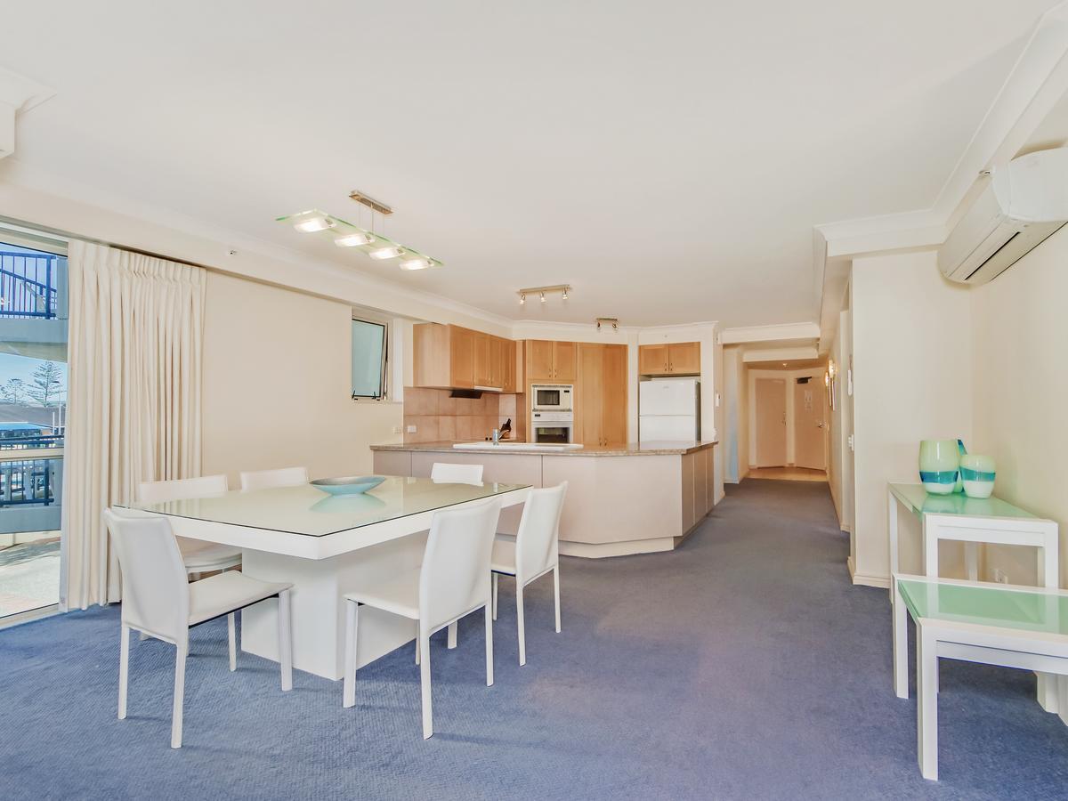 Oceana On Broadbeach Bagian luar foto